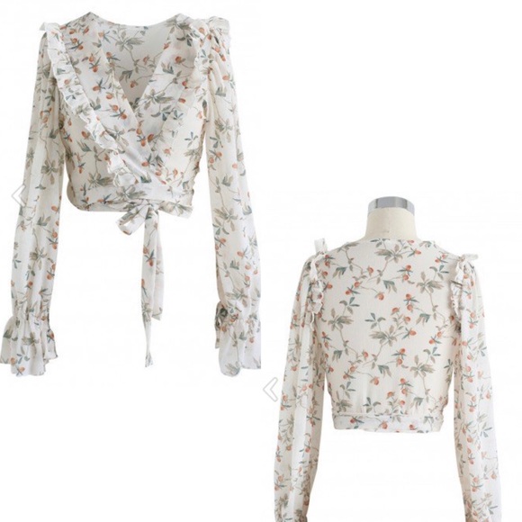 Chicwish Tops - After Sunset Floral Wrap Crop Top in Ivory